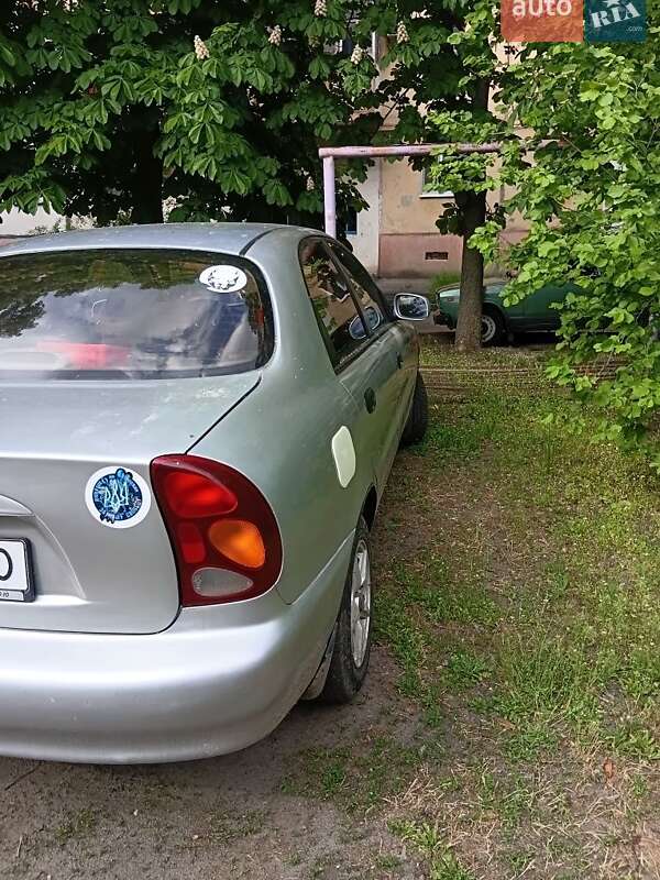 Седан Daewoo Sens 2013 в Кременчуці