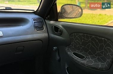Седан Daewoo Sens 2004 в Запоріжжі