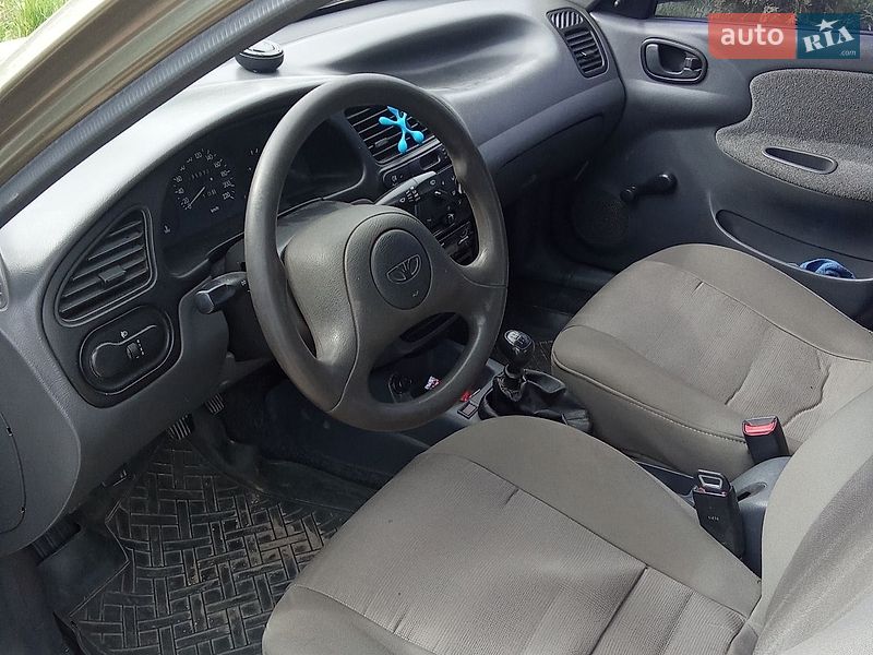 Седан Daewoo Sens 2004 в Кременце