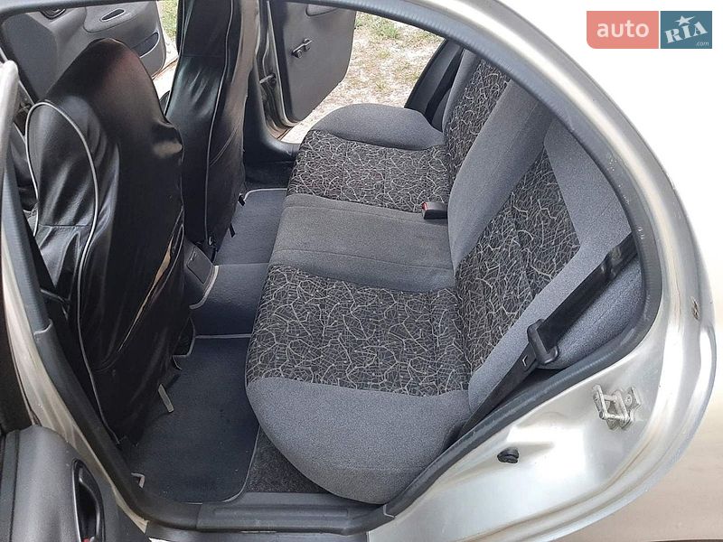 Седан Daewoo Sens 2007 в Озерному