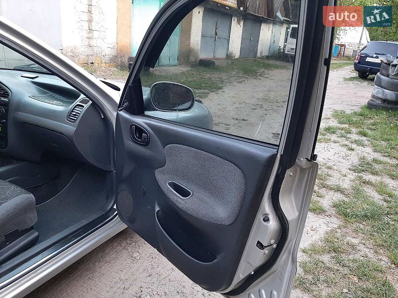 Седан Daewoo Sens 2007 в Озерному