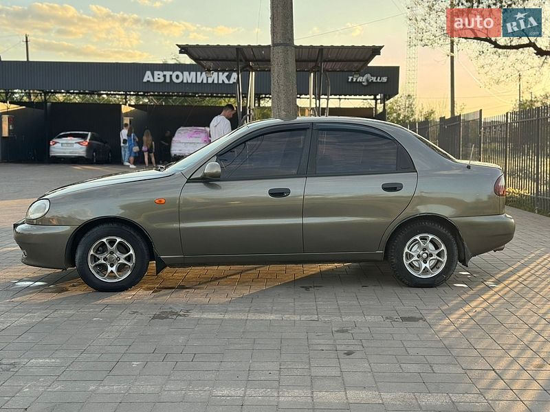 Седан Daewoo Sens 2002 в Кривом Роге