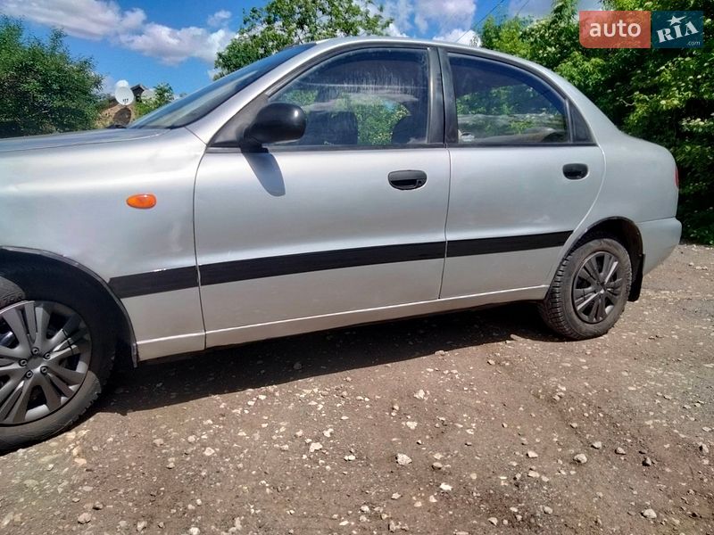 Седан Daewoo Sens 2006 в Кременці