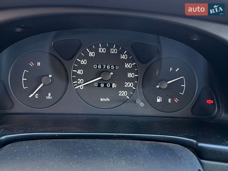 Седан Daewoo Sens 2003 в Южноукраинске