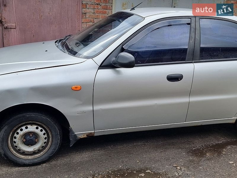 Седан Daewoo Sens 2004 в Харькове