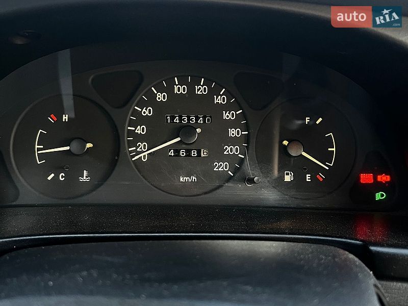 Седан Daewoo Sens 2004 в Львове