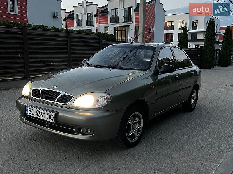 Седан Daewoo Sens 2004 в Львове
