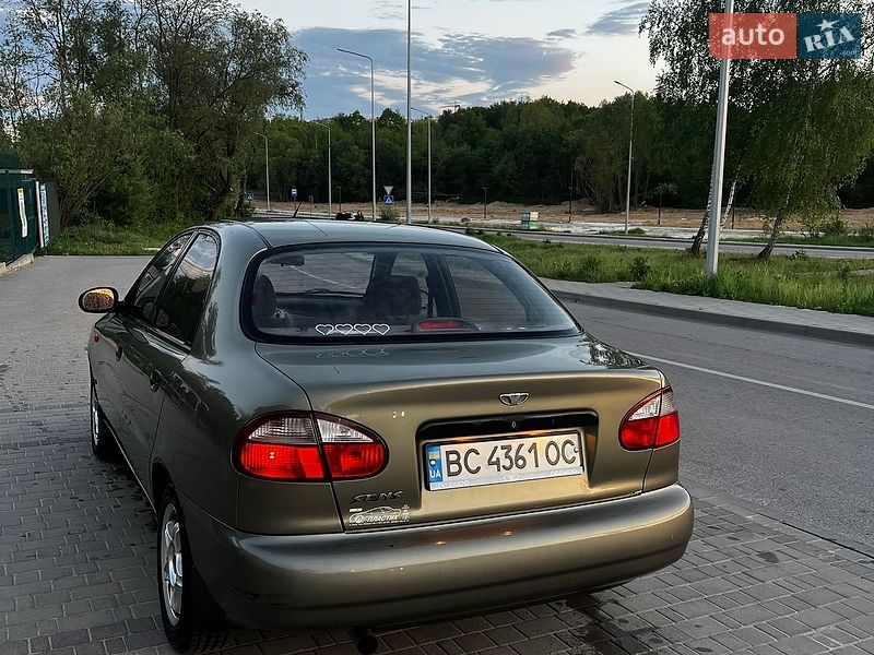 Седан Daewoo Sens 2004 в Львове
