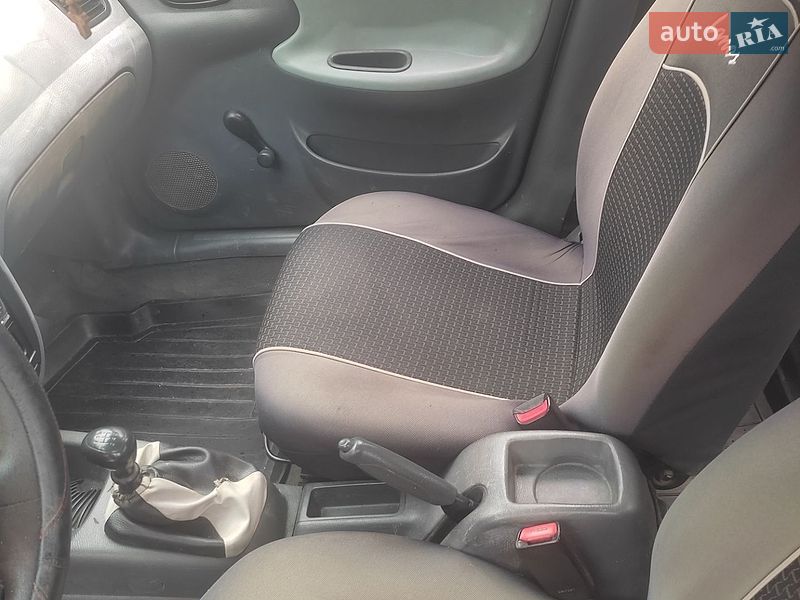 Седан Daewoo Sens 2005 в Тернополі