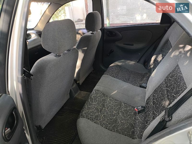 Седан Daewoo Sens 2006 в Ужгороде