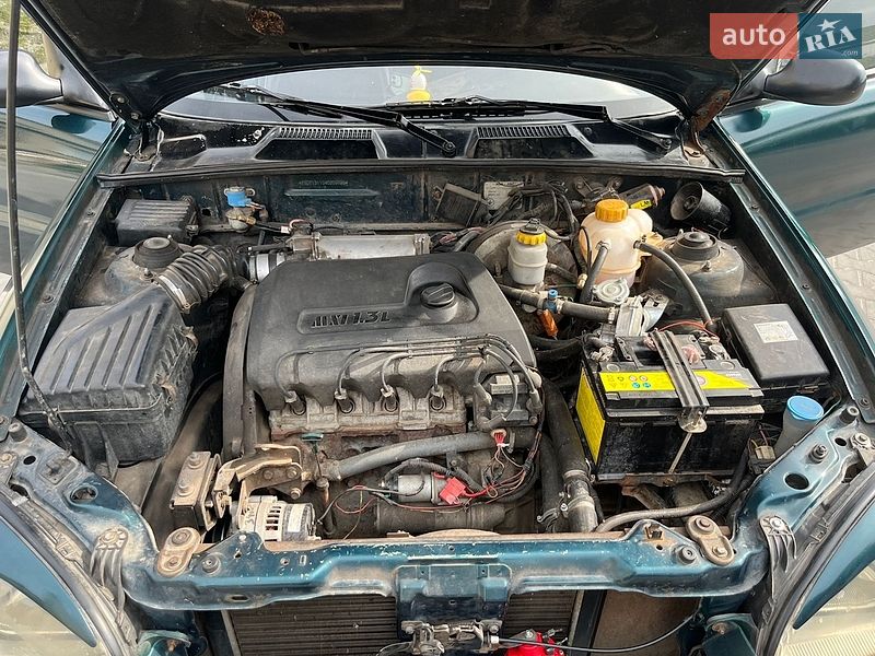 Седан Daewoo Sens 2004 в Погребище
