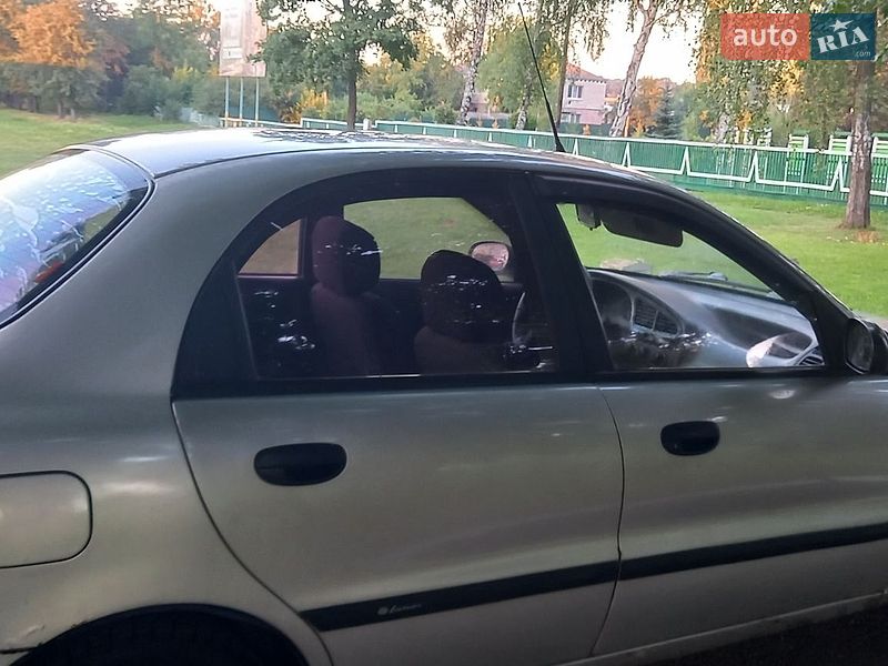 Седан Daewoo Sens 2006 в Ромнах
