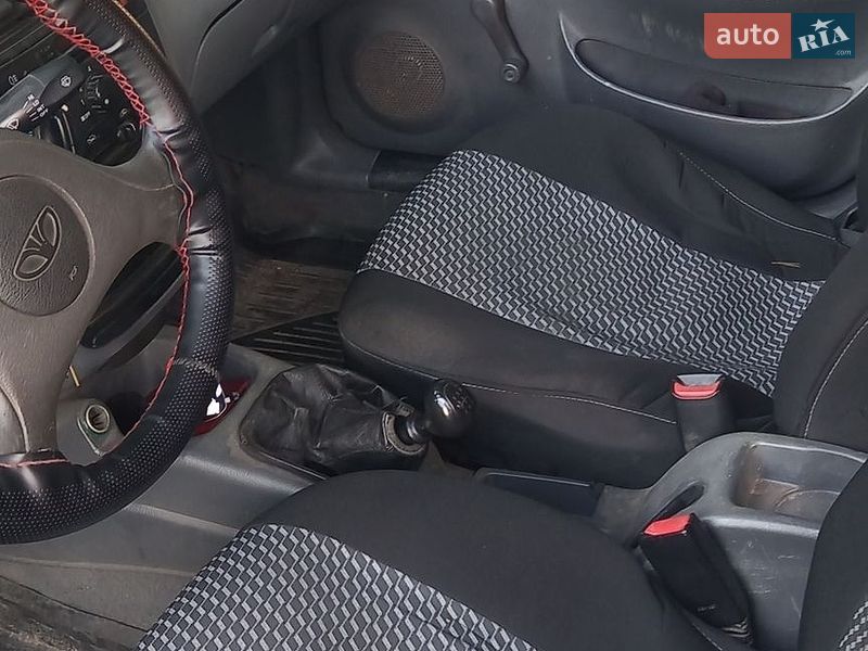 Седан Daewoo Sens 2006 в Ромнах