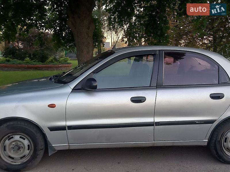 Седан Daewoo Sens 2006 в Ромнах