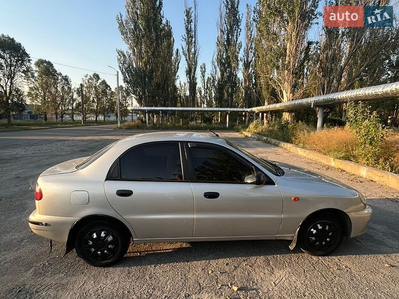 Седан Daewoo Sens 2004 в Дніпрі