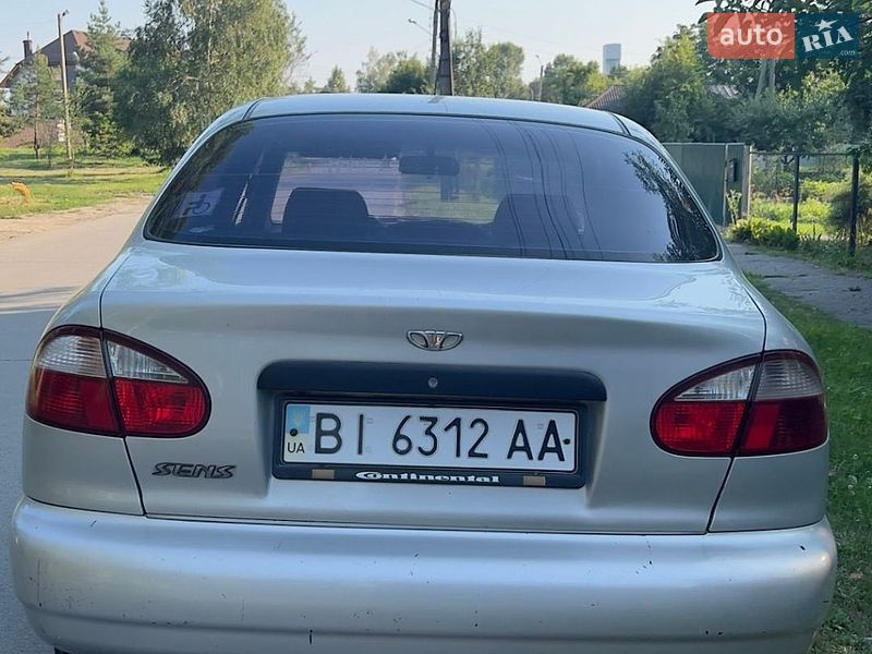Седан Daewoo Sens 2004 в Миргороде