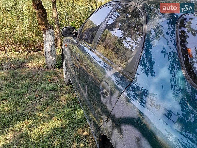 Седан Daewoo Sens 2004 в Бучачі