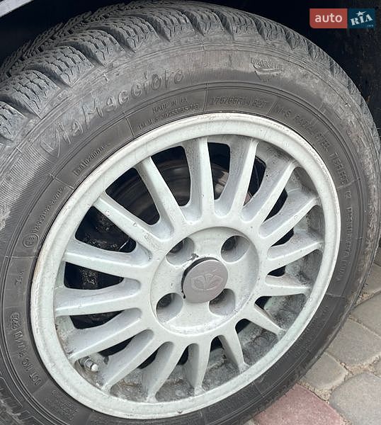 Седан Daewoo Sens 2004 в Погребище