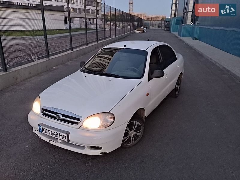 Седан Daewoo Sens 2012 в Киеве