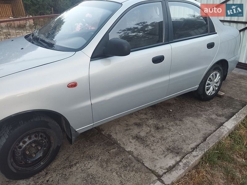 Седан Daewoo Sens 2011 в Луцке