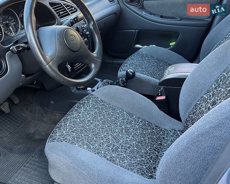 Седан Daewoo Sens 2010 в Луцьку