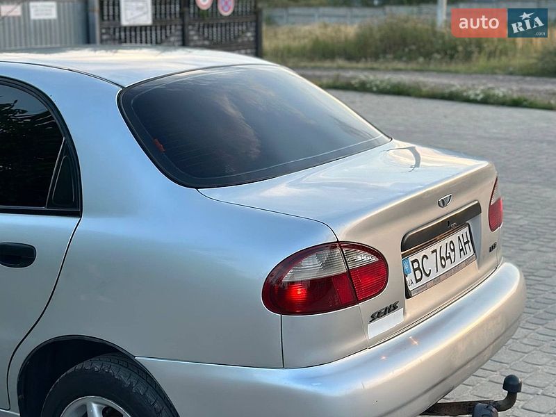 Седан Daewoo Sens 2005 в Жовкве