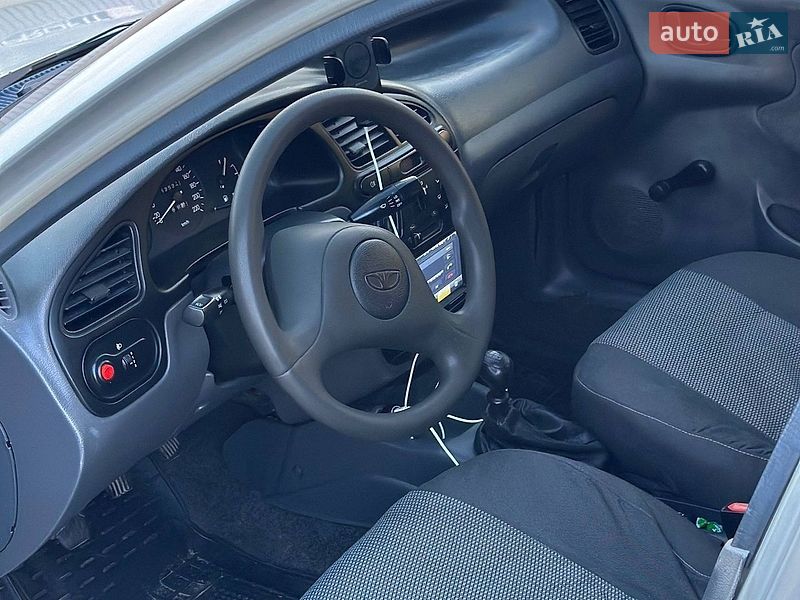 Седан Daewoo Sens 2005 в Жовкве