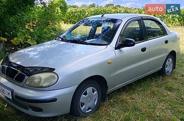 Седан Daewoo Sens 2003 в Хороле