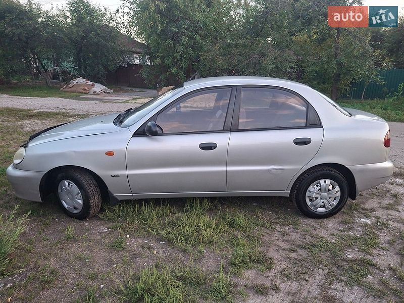Седан Daewoo Sens 2003 в Носовке