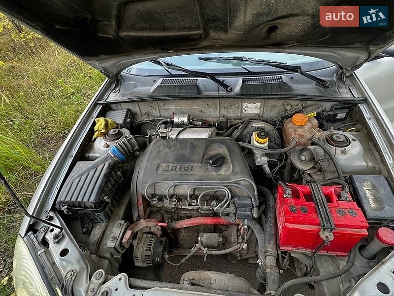 Седан Daewoo Sens 2003 в Івано-Франківську