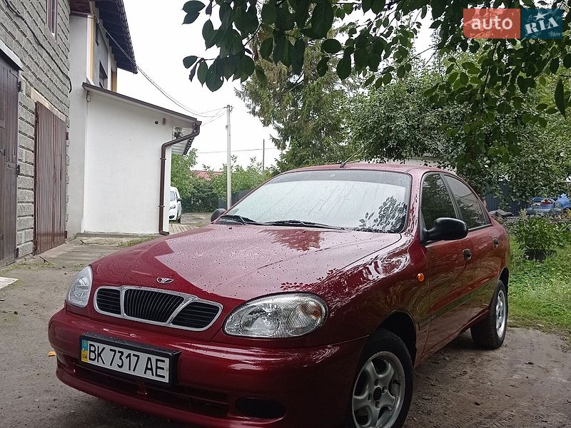 Седан Daewoo Sens 2007 в Острозі