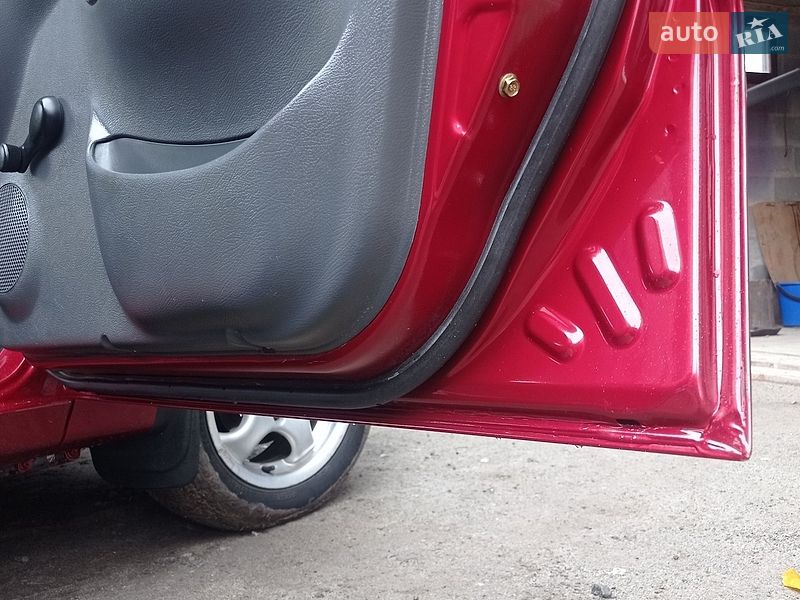 Седан Daewoo Sens 2007 в Острозі