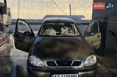 Седан Daewoo Sens 2004 в Косове