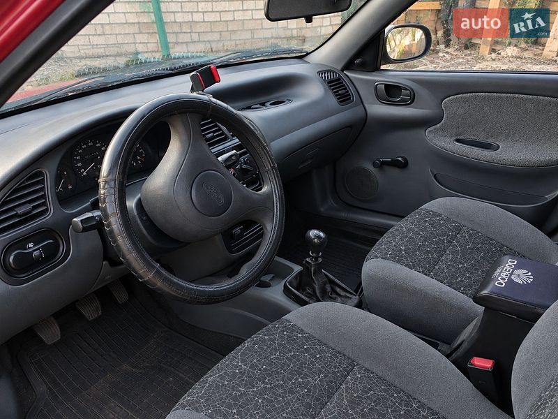 Седан Daewoo Sens 2006 в Чернобае