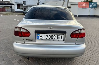 Седан Daewoo Sens 2004 в Кременчуці