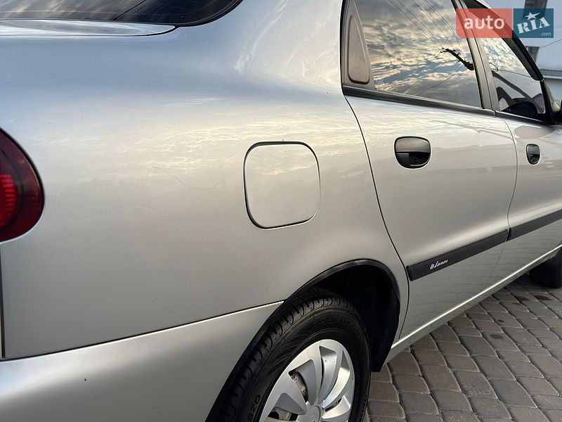 Седан Daewoo Sens 2004 в Кременчуці
