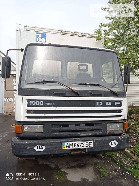 Грузовой фургон DAF 1000 1990 в Житомире