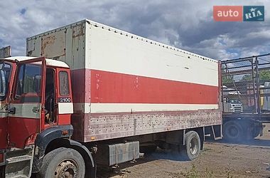 Грузовой фургон DAF 2100 1988 в Львове