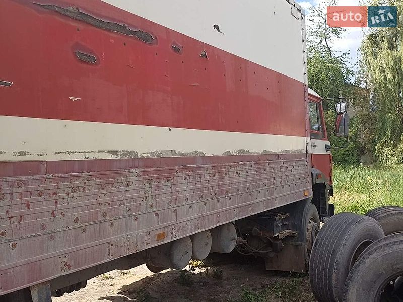 Грузовой фургон DAF 2100 1988 в Львове