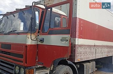 Грузовой фургон DAF 2100 1988 в Львове