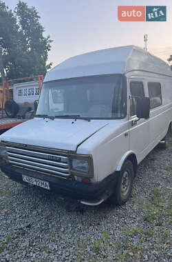 Грузовой фургон DAF 400 груз. 1991 в Умани