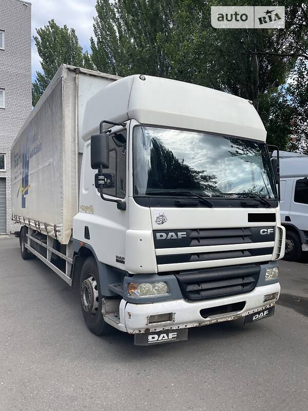 Тентованый DAF 75 2002 в Днепре