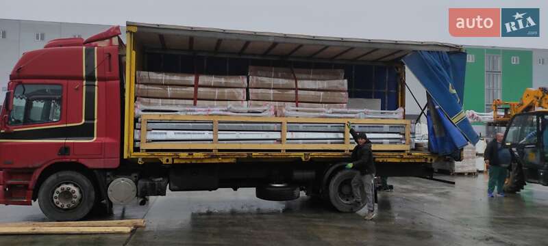 Контейнеровоз DAF 75 2002 в Киеве