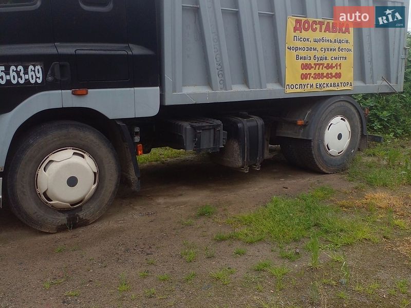 Самосвал DAF 85 2002 в Киеве