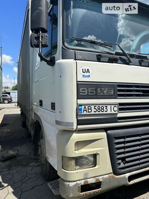 Тентований DAF 95 2000 в Вінниці