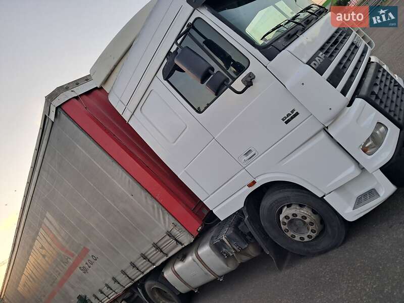 Тягач DAF 95 2004 в Одессе
