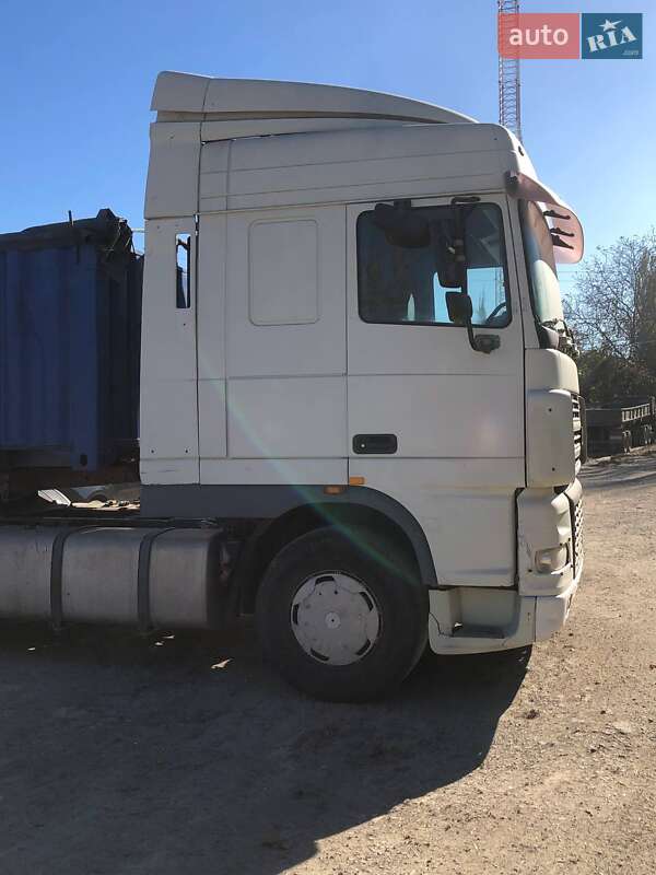 Тягач DAF 95 2006 в Очакове