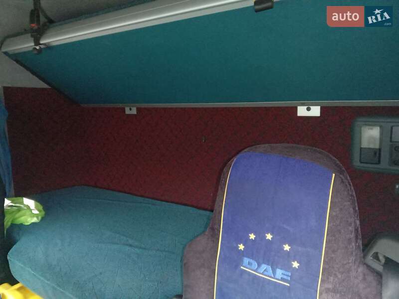 Грузовой фургон DAF 95 2004 в Киеве