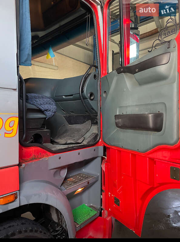 Тягач DAF 95 2004 в Василькове