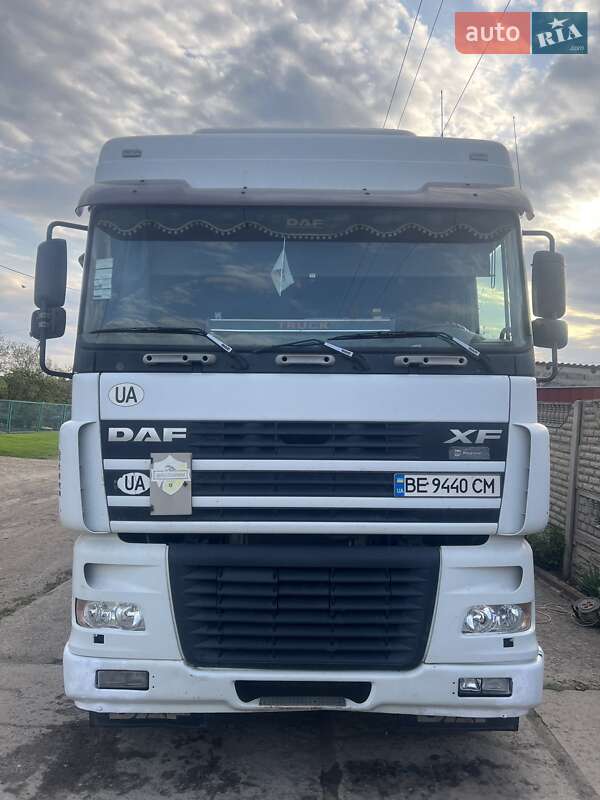 Тягач DAF 95 2004 в Кривому Розі